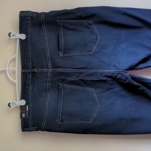 NWT Fashion Nova stretch skinny jeans Dark Blue